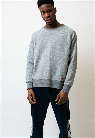 VINTAGE LEVIS SWEATSHIRT