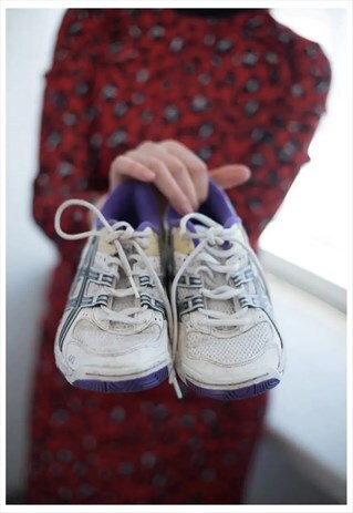 VINTAGE 90'S WHITE/PURPLE TRAINERS