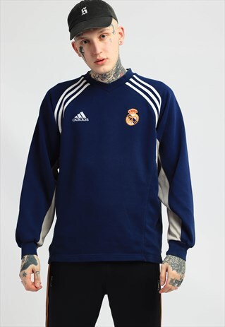 VINTAGE ADIDAS SWEATSHIRT