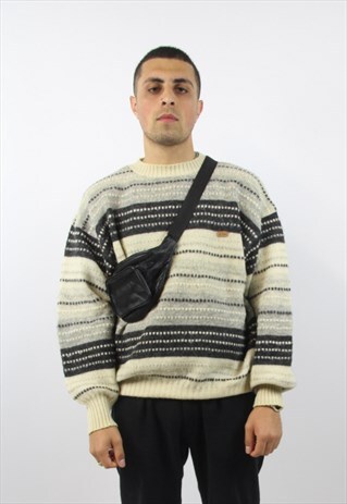 VINTAGE PATTERNED WOOLEN JUMPER