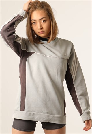 VINTAGE ADIDAS EMBROIDERED LOGO SWEATSHIRT