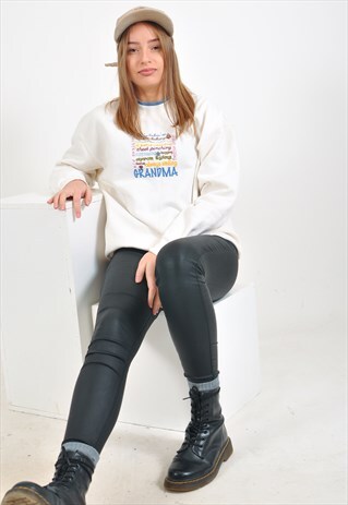 VINTAGE EMBROIDERED SWEATSHIRT IN WHITE