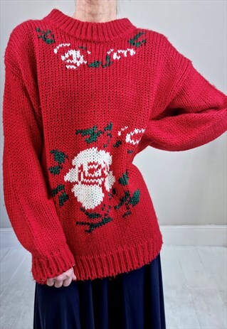 VINTAGE 90'S RED ROSE PRINT CHUNKY KNIT JUMPER