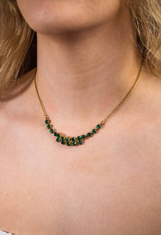 VINTAGE GREEN GEMSTONE NECKLACE
