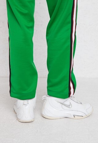 VINTAGE WHITE NIKE CLASSIC TRAINERS