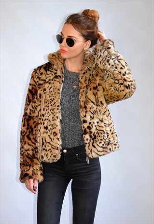 VINTAGE 90S LEOPARD PRINT FAUX FUR JACKET