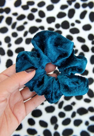 TEAL VELVET SCRUNCHIE