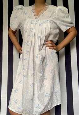 Vintage 80s white floral nightie pyjamas, Large, Revival