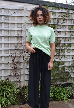 BLACK SATIN PLEAT LOOSE TROUSERS
