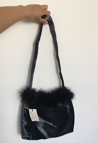 VINTAGE GREY FLUFFY Y2K 90S STYLE BAG