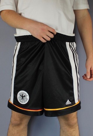 VINTAGE ADIDAS GERMANY SHORTS IN BLACK WITH EMBROIDERED LOGO