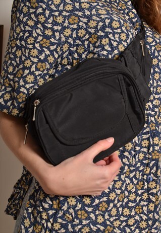 VINTAGE 90S WATER RESISTANT BUM BAG FANNY PACK IN BLACK