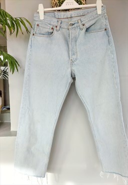 Vintage 90's 501 Raw Hem Straight Leg Levi Jeans 