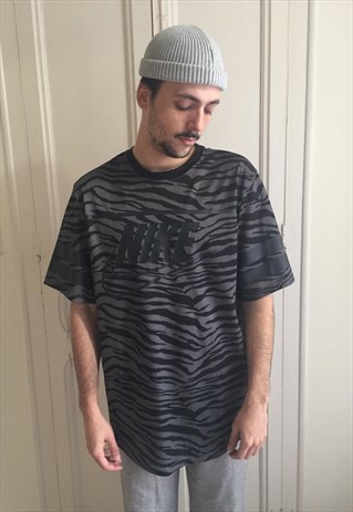 VINTAGE NIKE ZEBRA PATTERN JERSEY