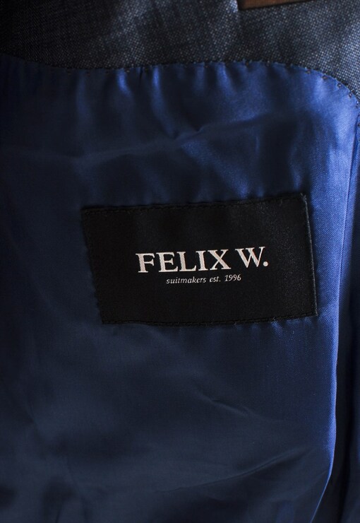 garment image