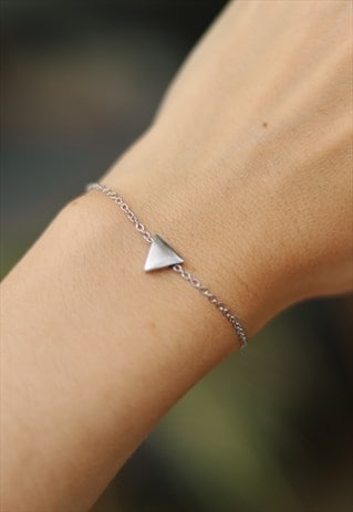 SILVER TRIANGLE CHAIN BRACELET TINY BEAD WATERPROOF GIFT