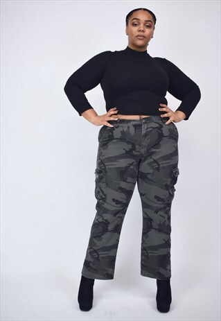VINTAGE 90'S GREY CAMOUFLAGE CARGO TROUSERS WITH POCKETS