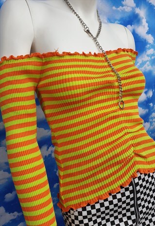 COLD SHOULDER STRIPED RIP TOP WITH LETTUCE TRIM
