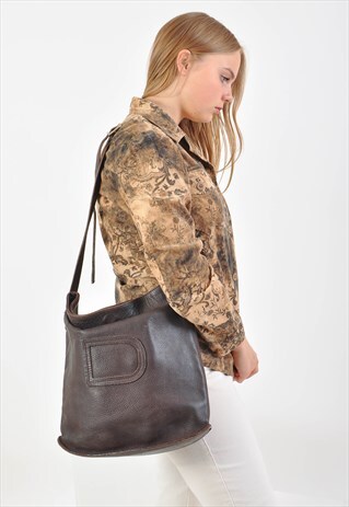 VINTAGE 90S LEATHER SHOULDER BAG