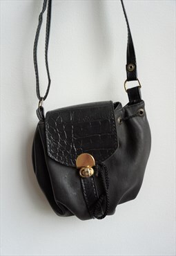 Vintage Black Leather Shoulder Bag Purse Hand Bag Tote