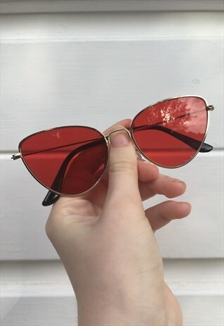 WOMENS VINTAGE 80S STYLE SEE THROUGH RED CAT EYE SUNGLASSES