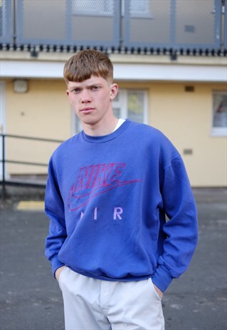 90S VINTAGE NIKE JUMPER