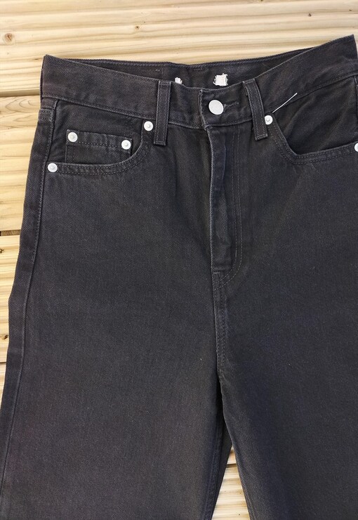 garment image