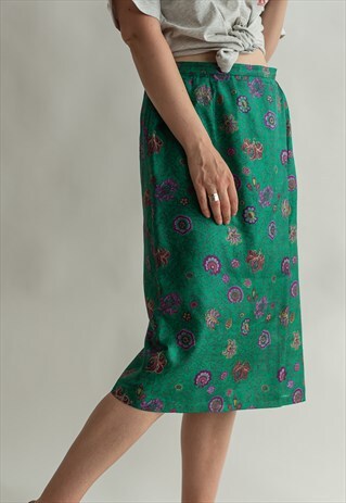 VINTAGE 70S ORIENTAL PENCIL SKIRT IN GREEN SATIN
