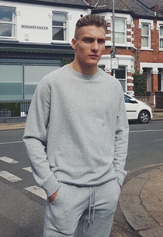 SUSTAINABLE ORGANIC COTTON RAGLAN SWEATSHIRT GREY