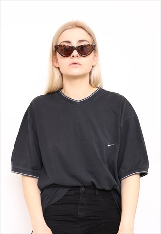 VINTAGE 90S NIKE NAVY TOP T-SHIRT