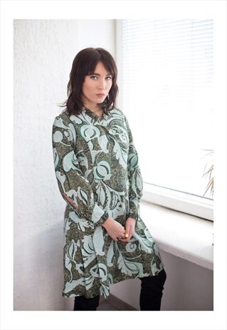 VINTAGE 60'S REVIVAL GREEN PATTERNED LONG SLEEVED DRESS