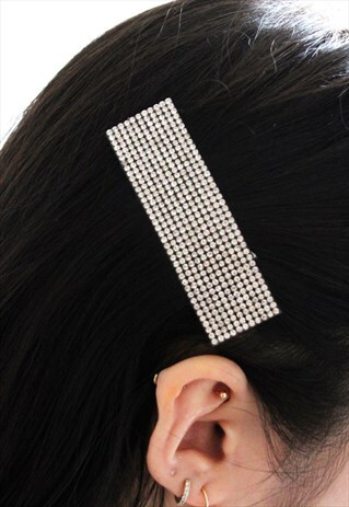 JUMBO FELT DIAMANTE BARRETTE HAIR CLIP