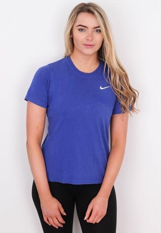 VINTAGE NIKE T SHIRT CGBTN11