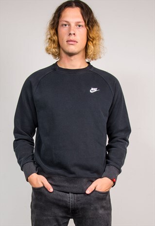 90'S BLACK VINTAGE NIKE SWEATSHIRT JUMPER