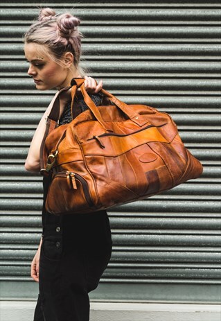 LUXURY SOFT LEATHER OVERNIGHT BAG