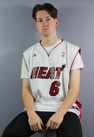 VINTAGE ADIDAS MIAMI HEAT BASKETBALL JERSEY IN WHITE WITH EM