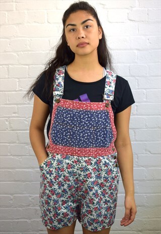 VINTAGE 90'S FLORAL DUNGAREE SHORTS