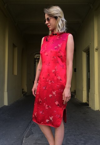 VINTAGE 90' REAL SILK RED BEAUTIFUL KIMONO DRESS