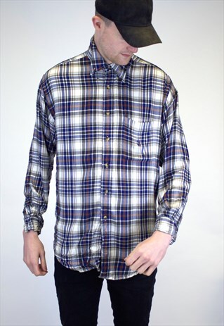 VINTAGE NAUTICA SHIRT.