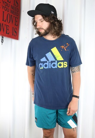 VINTAGE ADIDAS OVERSIZED T SHIRT