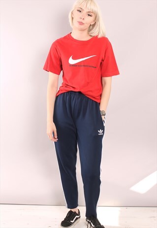 VINTAGE NIKE T-SHIRT