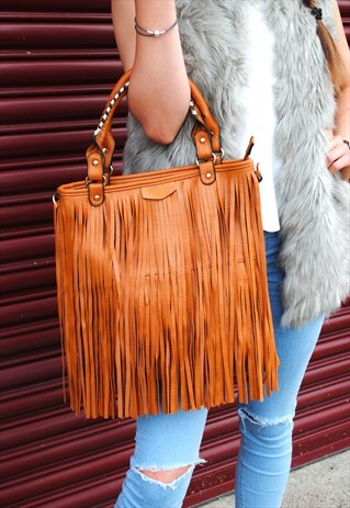 FRINGE FEVER TAN FAUX LEATHER TASSEL TOTE BAG