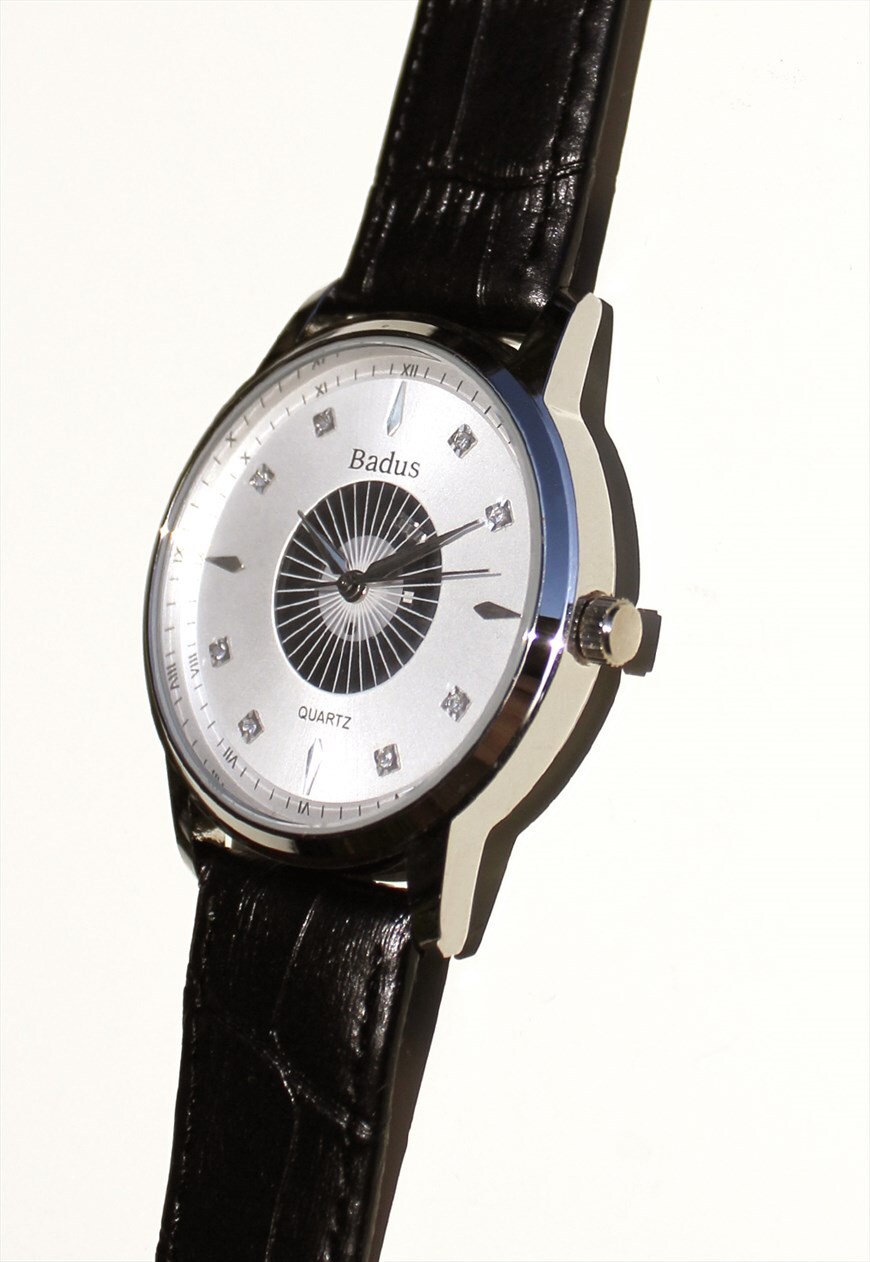 Badus quartz outlet watch