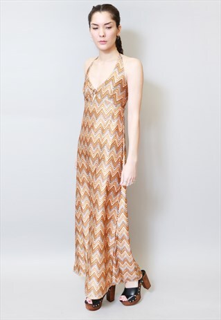 VINTAGE 1970'S GOLDEN CHEVRON STRIPE HALTER NECK MAXI DRESS