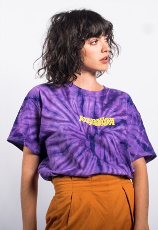 T-SHIRT IN PURPLE TIE-DYE WITH WARPED PRINT