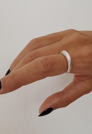 NIKITA RING IN SILVER