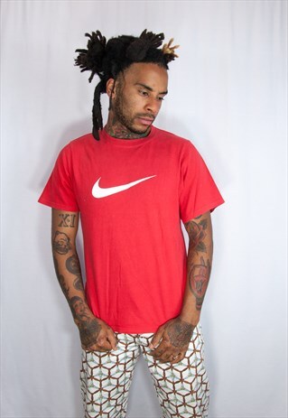 NIKE VINTAGE T SHIRT