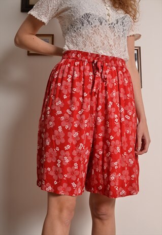 VINTAGE 80S FLORAL PATTERN HAWAIIAN SHORTS IN RED