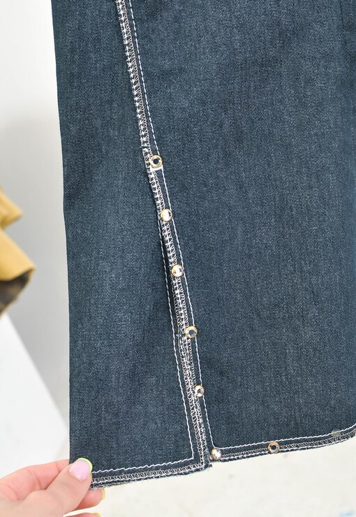 garment image