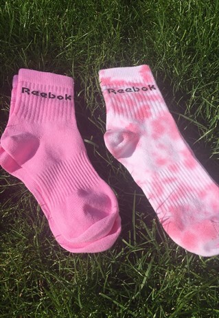 2 PAIRS REEBOK TIE DYE SOCKS